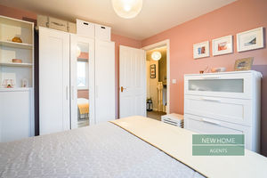 Photo 32- click for photo gallery